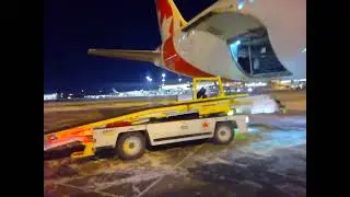 OFFLOADING 321AIRBUS #2019CALENDAR #FUNNY #USA #RAMP #AIRPORT #BRASIL #BRAZILIAN #SPANISH #DUET #FPY