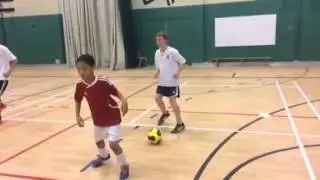 Toe Taps - First Touch Dribbling www.futskills.com
