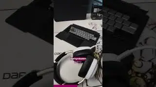 LAPTOP HIDEO KOJIMY + NOWE AKCESORIA