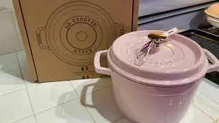 New Staub 3 qt in Pink Enameled Cast Iron La Cocotte - MADE IN FRANCE 🇫🇷