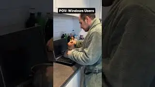 Window users vs Mac user| 
