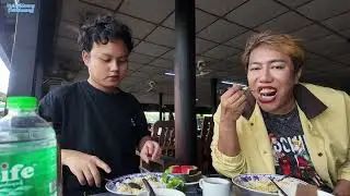 ရေကန်ကြီး ထဲမှာ စားဖြစ်တဲ့ မြန်မာထမင်းဟင်း ….