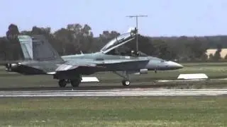 RAAF FA18s extreme departure Temora 2015