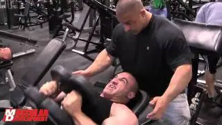 Alfonso del Rio, entrenamiento hardcore para pecho