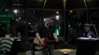 IRISH CHRISTMAS - Town I loved so well (Phil Coulter)