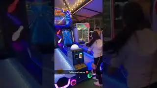 Dubai Tour Mr.Alam play station (2)