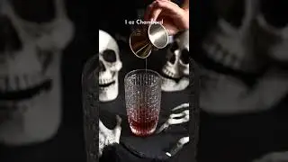 THE BOTTLE CLUB - VAMPIRES KISS