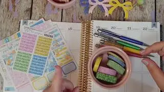 Plan With Me Erin Condren Vertical Featuring Paper and Gumption Printable Kit