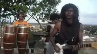 Toma paquet&aacute; musica topshow