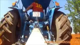 Super Ebro 55  regando almendros HD