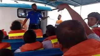 Boat tour around Trincomalee Bay