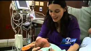 Healthy triplets born naturally