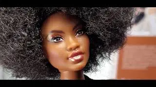 Barbie signature Barbie Looks  Model #2