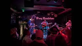 Pony Bradshaw: Bad Teeth