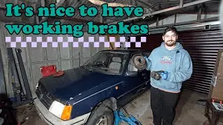 The Peugeot 205 Gets Some New Brakes!