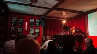 Alan Clark al Bravo Caff&egrave; Bologna