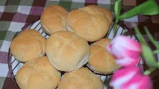 Einfache Br&ouml;tchen mit Milch backen