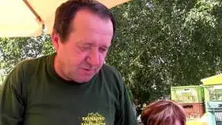 BUCHLOVICE-12.SVÁTEK ČESNEKU: představování prodejců česneku 7.