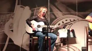 Magen Leanne And Mike Massey Song Writers Night At The Commodore Grill