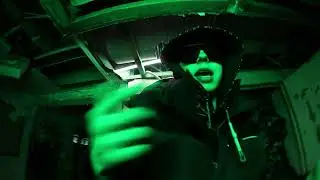 DeLuxi - Materianisti (Official Music Video)
