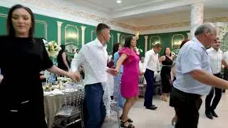 Suită de melodii cu Lenuta Gancea și formația lui Furnică