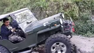 Cj offroad on a Tuff climb