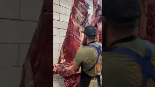 Breaking down a whole Bison. 🔪 #shorts #bison #buffalo #thebeardedbutchers #butcher