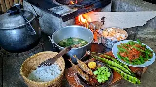 MAKAN SEU'ADANYA NIKMAT BANGET‼️SAYUR SOP,KRUPUK,SAMBEL,PETE,GORENG PEDA,TUMIS BUNCIS KORNET