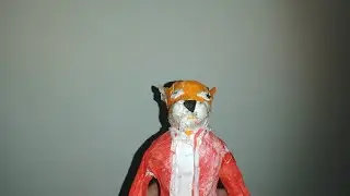 escultura de papel do gato de botas