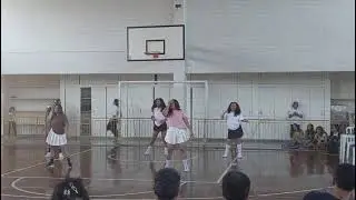 Isa dançando...