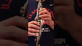 Anyone know the name of this scale? Working on keeping my fingers close to the keys 🙌 #clarinet