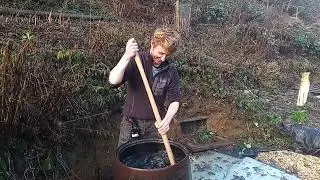 Stirring Cow Horn Manure 500 In The Valley