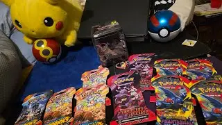 Pack battle with my wife score is now 9-4  see how she beat me this time. 13 packs alot of hits