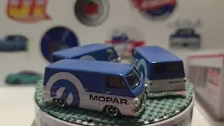Let's look AR some vans and open a new M2 Machines. #diecast
