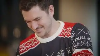 FROHE WEIHNACHTEN VON DEN RED BULLS I Lebkuchenhaus bauen mit Ryan Murphy und Brady Ferguson