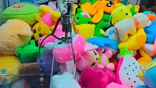 Claw Machine Challenge: Slow Wins, Small Victories & Pure Fun