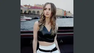 Придумала