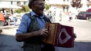 Attilio Ciccone  e il suo organetto 5