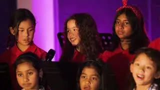 Junior Choir - The Greatest Show