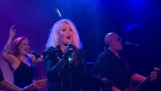 Kim Wilde - If I Can't Have You (live in Adelaide 12 Nov 2016)