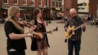 Big Leg Emma - 