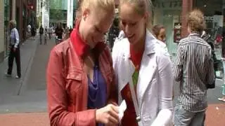 Admirant Shopping 4 (krassen)