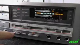 Technics M235X Stereo Cassette Deck magn&oacute;