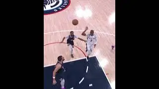 CP3, the perfect pilot for Wemby&rsquo;s flights ✈A look back at these insane alley-oops by Wemby🤝#PorVida