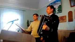 Головчицы Игорь и Виталя на Рождество поют песню