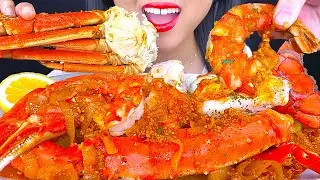 ASMR GIANT KING CRAB LEGS, SNOW CRAB LEGS & LOBSTER SEAFOOD BOIL *Eating Sounds* (MUKBANG) ASMR Phan