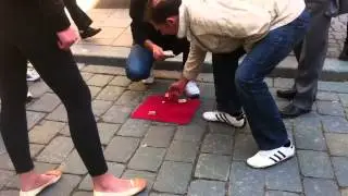 Shell Game Scam in Stockholm