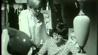 Twiggy's First TV Appearance on A Whole Scene Going 1966 (dir John Crome)