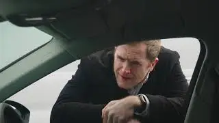 Talking Car stickers? Whoever knew! Jamie Heaslip hearing about the benefits of leasing over buying
