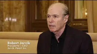 Robert Jarvik commenta 1° impianto sull'uomo del sistema LVAD Infant Jarvik 2015